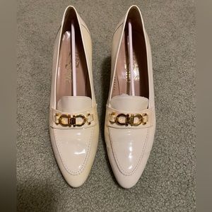 Vintage Ferragamo leather heels